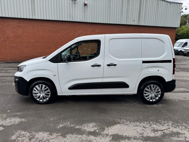 2020 Peugeot Partner 1000 1.5 Bluehdi 100 Professional Van (NU20GGO) Image 6