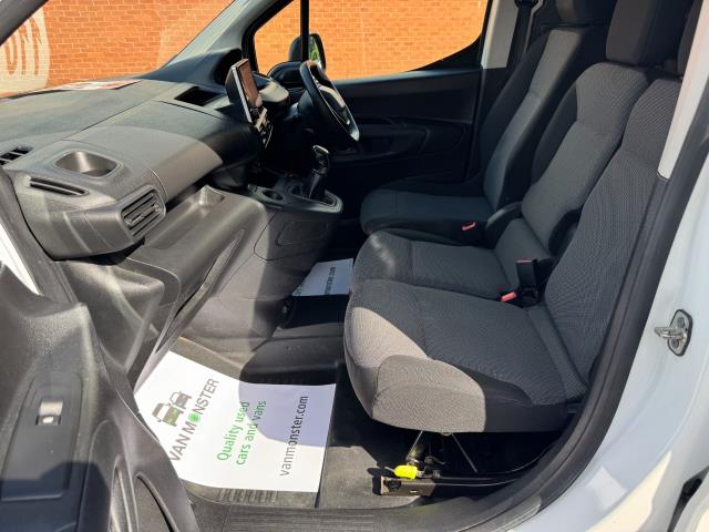 2020 Peugeot Partner 1000 1.5 Bluehdi 100 Professional Van EURO 6 (NU20GHY) Image 30