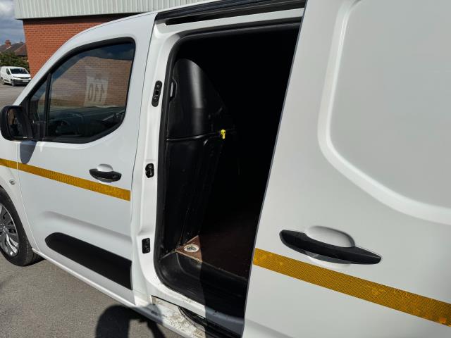 2020 Peugeot Partner 1000 1.5 Bluehdi 100 Professional Van EURO 6 (NU20GHY) Image 39