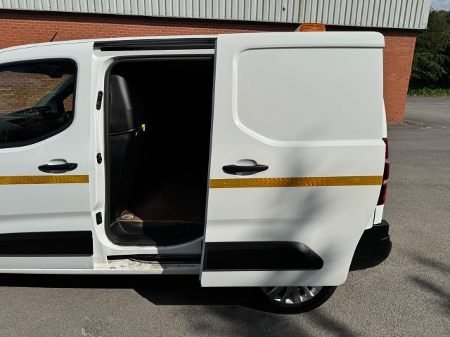 2020 Peugeot Partner 1000 1.5 Bluehdi 100 Professional Van EURO 6 (NU20GHY) Image 41