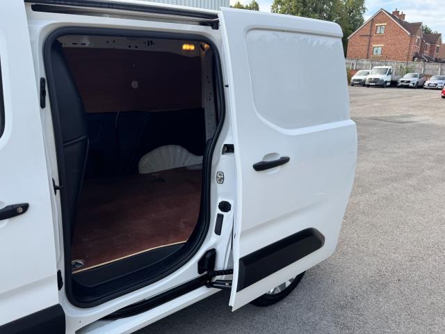 2020 Peugeot Partner 1000 1.5 Bluehdi 100 Professional Van EURO 6 (NU20GJX) Image 39