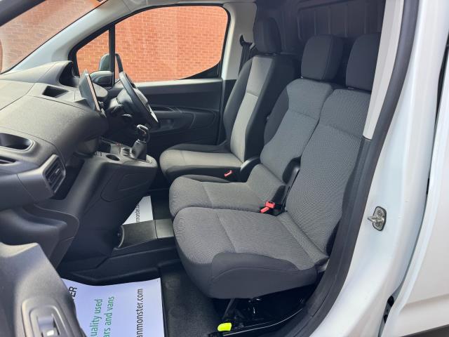 2020 Peugeot Partner 1000 1.5 Bluehdi 100 Professional Van EURO 6 (NU20GJX) Image 32