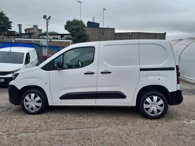 2020 Peugeot Partner 1000 1.5 Bluehdi 100 Professional Van (NU20GKC) Image 6