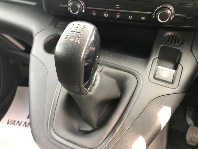 2020 Peugeot Partner L1 1000 1.5BLUE HDI 100PS PROFESSIONAL EURO 6 (NU20GKE) Image 16