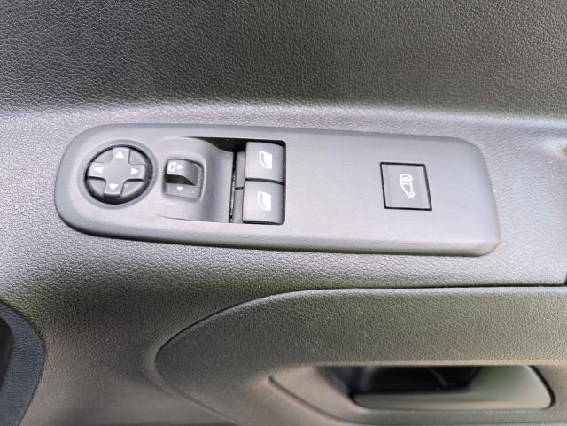 2020 Peugeot Partner 1000 1.5 Bluehdi 100 Professional Van (NU20JXJ) Image 25