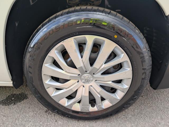 2020 Peugeot Partner 1000 1.5 Bluehdi 100 Professional Van (NU20JXJ) Image 19