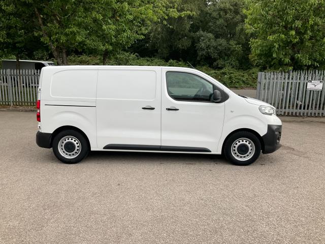 2020 Peugeot Expert 1000 1.5 Bluehdi 100 Professional Van (NU20KSF) Image 15