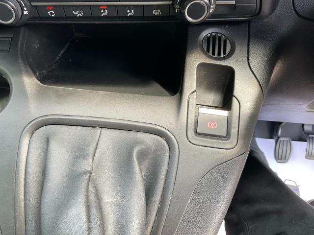 2020 Peugeot Partner 1000 1.5 Bluehdi 100 Professional Van (NU20KTT) Image 25