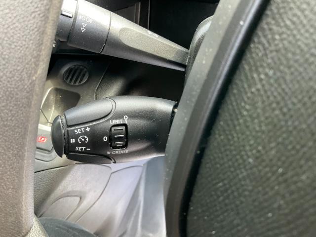 2020 Peugeot Partner 1000 1.5 Bluehdi 100 Professional Van (NU20KTT) Image 26