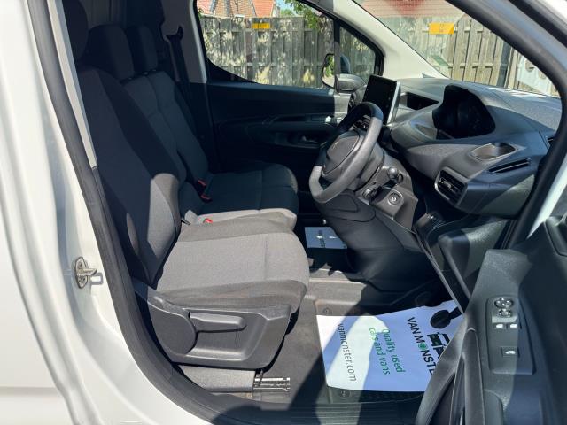 2020 Peugeot Partner 1000 1.5 Bluehdi 100 Professional Van (NU20KUA) Image 15
