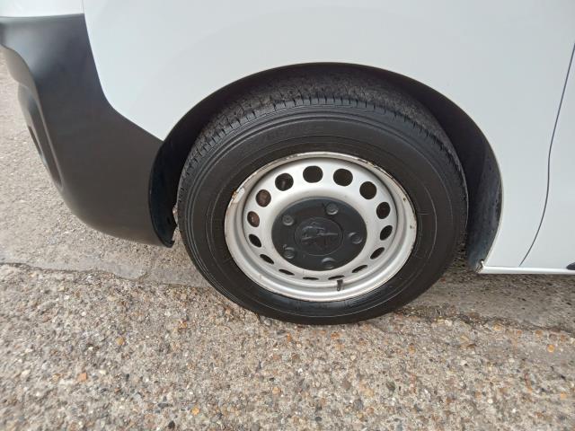 2020 Peugeot Expert 1000 1.5 Bluehdi 100 Professional Van (NU20OJY) Image 28