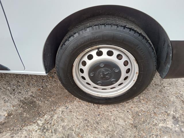 2020 Peugeot Expert 1000 1.5 Bluehdi 100 Professional Van (NU20OJY) Image 26