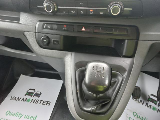 2020 Peugeot Expert 1000 1.5 Bluehdi 100 Professional Van (NU20OJY) Image 24