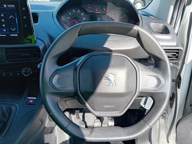 2020 Peugeot Partner L1 1000 1.5BLUE HDI 100PS PROFESSIONAL EURO 6 (NU20OTE) Image 17