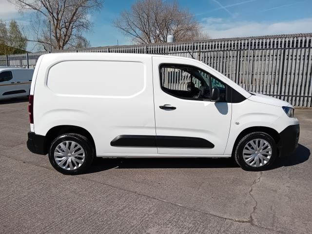 2020 Peugeot Partner L1 1000 1.5BLUE HDI 100PS PROFESSIONAL EURO 6 (NU20OTE) Image 6