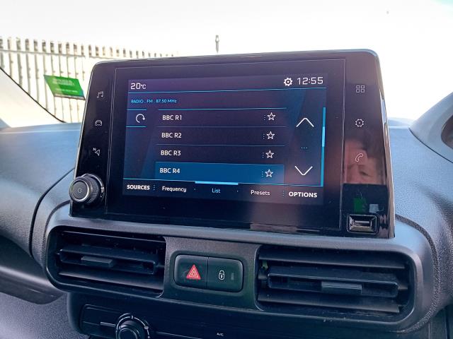 2020 Peugeot Partner L1 1000 1.5BLUE HDI 100PS PROFESSIONAL EURO 6 (NU20OTE) Image 14