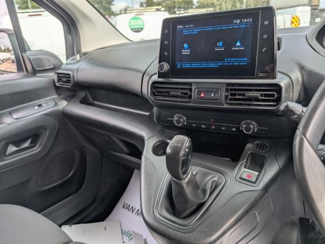 2020 Peugeot Partner 1000 1.5 Bluehdi 100 Professional Van (NU20SYX) Image 26