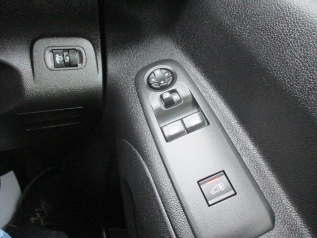 2020 Peugeot Partner 1000 1.5 Bluehdi 100 Professional Van (NU20TUP) Image 17