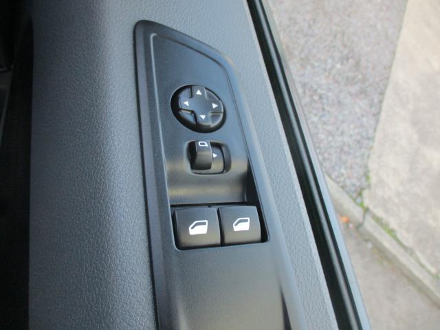2020 Peugeot Expert 1400 2.0 Bluehdi 120 Professional Van (NU20XER) Image 16