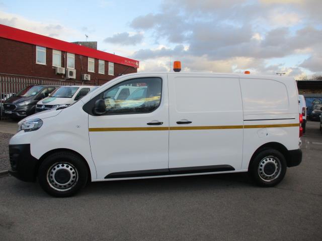 2020 Peugeot Expert 1400 2.0 Bluehdi 120 Professional Van (NU20XER) Image 8