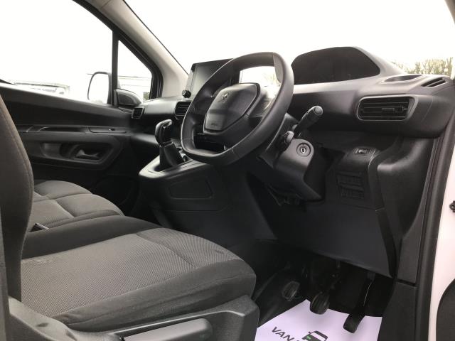 2020 Peugeot Partner 1000 1.5 Bluehdi 100 Professional Van (NU20YMF) Image 19