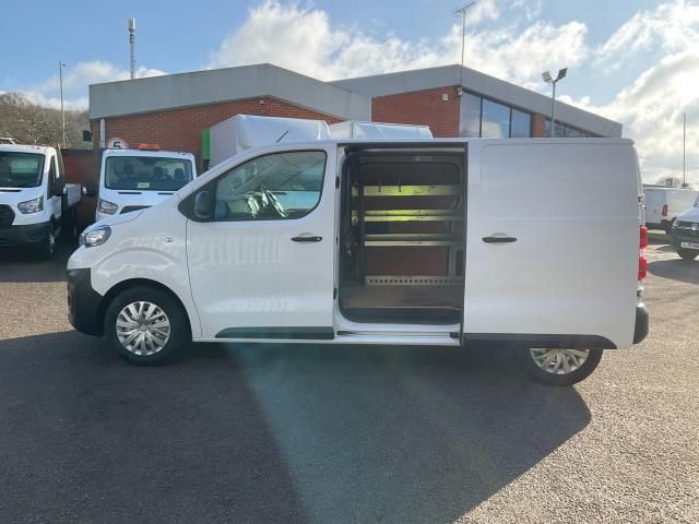 2020 Peugeot Expert 1400 2.0 Bluehdi 120 Professional Van (NU20ZFE) Image 8