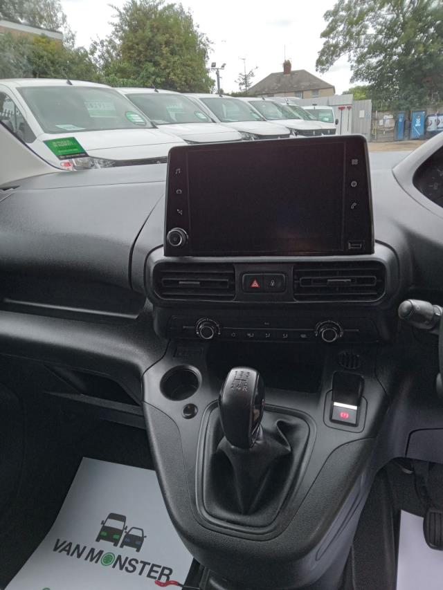 2020 Peugeot Partner 1000 1.5 Bluehdi 100 Professional Van 70 MPH Speed Limiter (NU20ZGT) Image 18