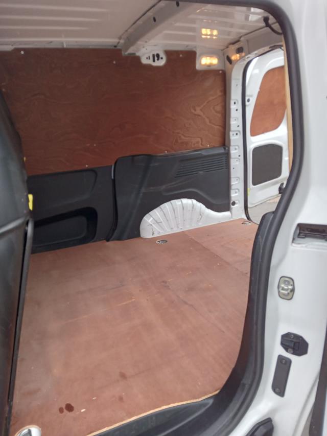 2020 Peugeot Partner 1000 1.5 Bluehdi 100 Professional Van 70 MPH Speed Limiter (NU20ZGT) Image 15