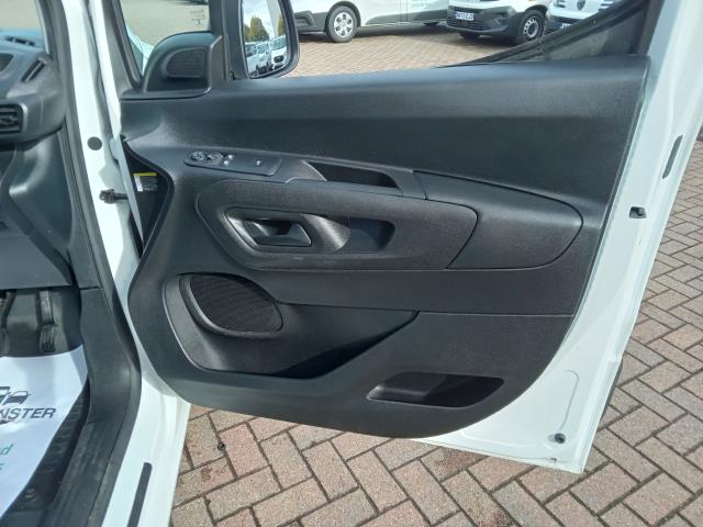 2020 Peugeot Partner 1000 1.5 Bluehdi 100 Professional Van (NU20ZJV) Image 22