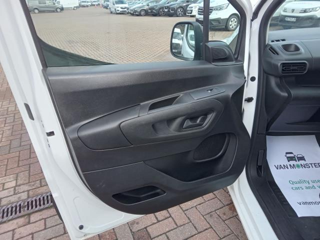 2020 Peugeot Partner 1000 1.5 Bluehdi 100 Professional Van (NU20ZJV) Image 25