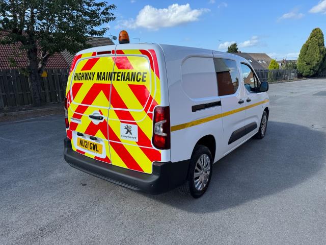 2021 Peugeot Partner 850 1.5 Bluehdi 100 Professional Crew Van EURO 6 (NU21GWL) Image 9