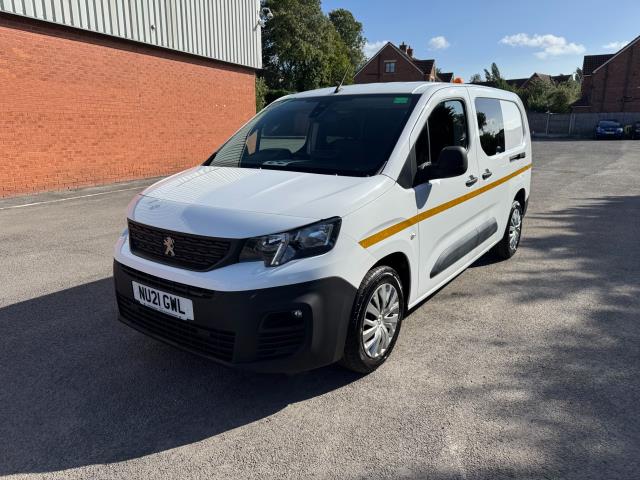 2021 Peugeot Partner 850 1.5 Bluehdi 100 Professional Crew Van EURO 6 (NU21GWL) Image 4