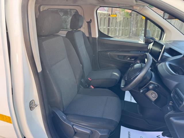 2021 Peugeot Partner 850 1.5 Bluehdi 100 Professional Crew Van EURO 6 (NU21GWL) Image 16