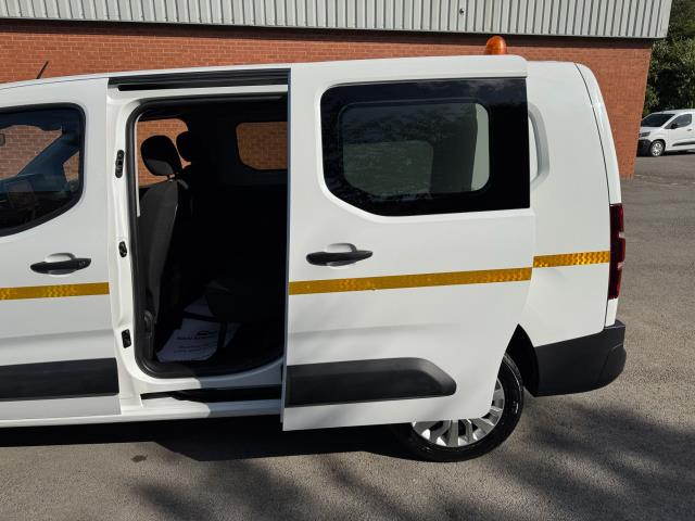2021 Peugeot Partner 850 1.5 Bluehdi 100 Professional Crew Van EURO 6 (NU21GWL) Image 43