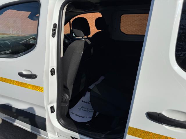 2021 Peugeot Partner 850 1.5 Bluehdi 100 Professional Crew Van EURO 6 (NU21GWL) Image 39