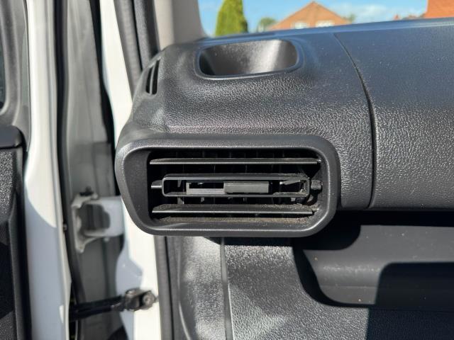 2021 Peugeot Partner 850 1.5 Bluehdi 100 Professional Crew Van EURO 6 (NU21GWL) Image 37