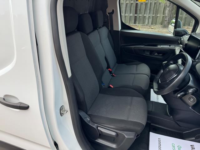 2021 Peugeot Partner 950 1.5 Bluehdi 100 Professional LONG Van (NU21GWP) Image 16