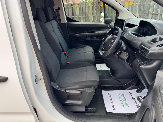 2021 Peugeot Partner 950 1.5 Bluehdi 100 Professional LONG Van (NU21GWP) Image 15