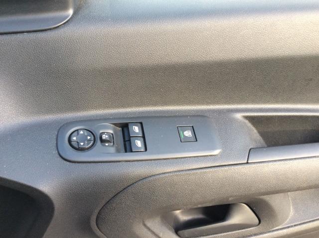 2021 Peugeot Partner 850 1.5 Bluehdi 100 Professional Crew Van (NU21HFB) Image 32