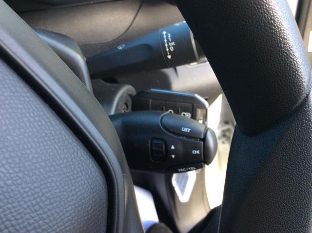 2021 Peugeot Partner 850 1.5 Bluehdi 100 Professional Crew Van (NU21HFB) Image 30