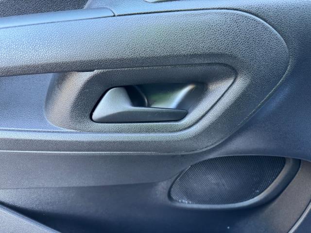 2021 Peugeot Partner 850 1.5 Bluehdi 100 Professional Crew Van (70mph Speed Limiter) (NU21HFH) Image 36