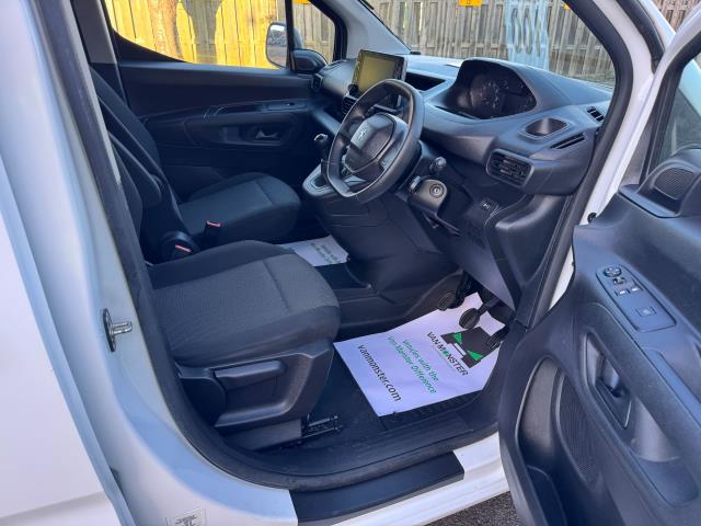 2021 Peugeot Partner 850 1.5 Bluehdi 100 Professional Crew Van (70mph Speed Limiter) (NU21HFH) Image 13
