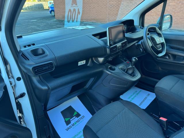 2021 Peugeot Partner 850 1.5 Bluehdi 100 Professional Crew Van (70mph Speed Limiter) (NU21HFH) Image 29