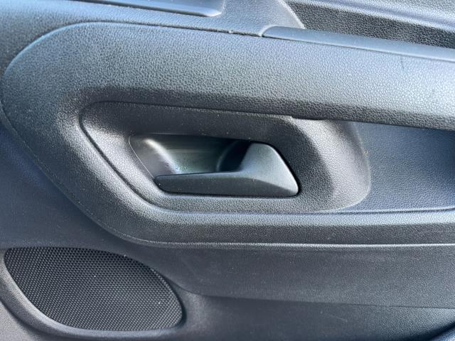 2021 Peugeot Partner 850 1.5 Bluehdi 100 Professional Crew Van (70mph Speed Limiter) (NU21HFH) Image 20