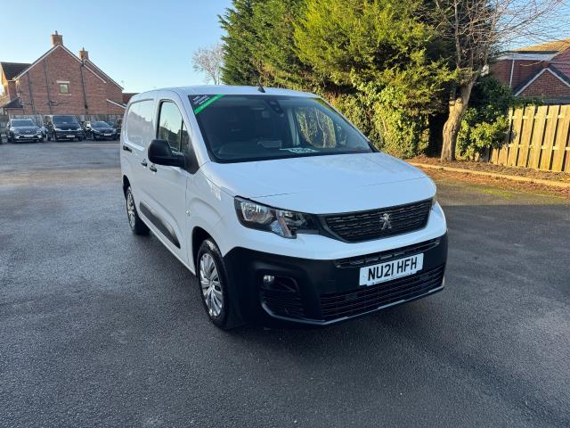 2021 Peugeot Partner 850 1.5 Bluehdi 100 Professional Crew Van (70mph Speed Limiter) (NU21HFH) Image 2