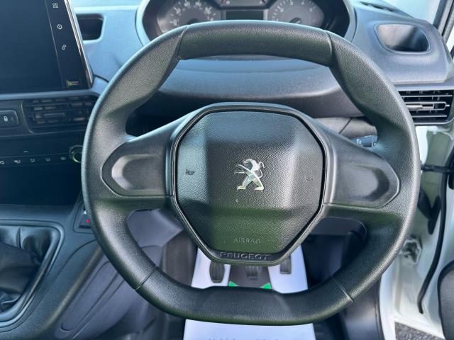 2021 Peugeot Partner 850 1.5 Bluehdi 100 Professional Crew Van (70mph Speed Limiter) (NU21HFH) Image 22