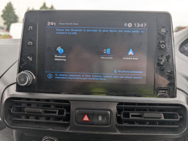 2021 Peugeot Partner 1000 1.5 Bluehdi 100 Professional Van (NU21HYW) Image 23