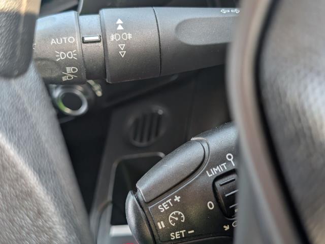 2021 Peugeot Partner 1000 1.5 Bluehdi 100 Professional Van (NU21HYX) Image 21