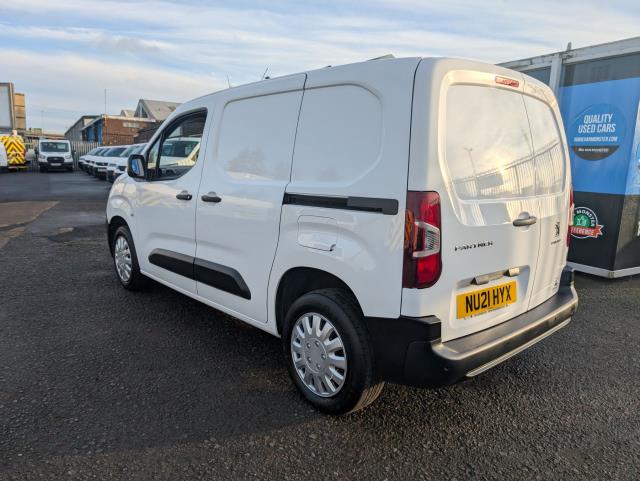 2021 Peugeot Partner 1000 1.5 Bluehdi 100 Professional Van (NU21HYX) Image 8