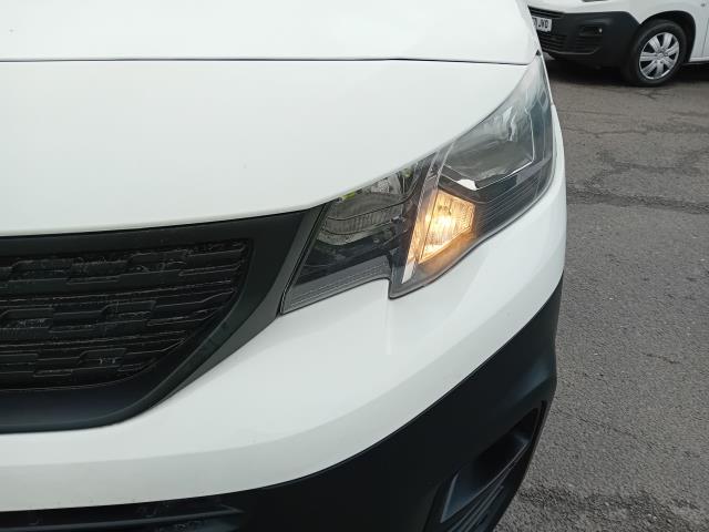 2021 Peugeot Partner L1 1000 1.5BLUE HDI 100PS PROFESSIONAL EURO 6 (NU21HYZ) Image 42